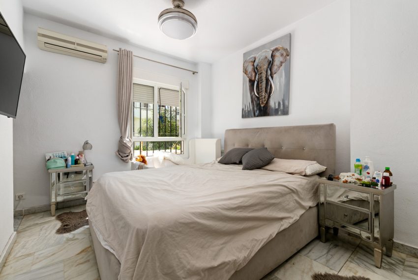 R5169052-Apartment-For-Sale-La-Campana-Ground-Floor-4-Beds-85-Built-3