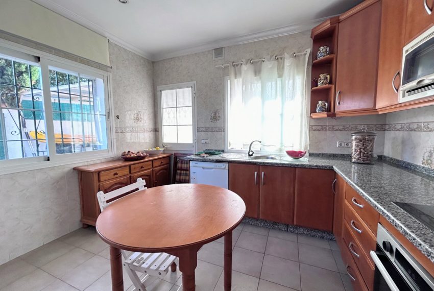 R5169106-Villa-For-Sale-San-Pedro-de-Alcantara-Detached-3-Beds-231-Built-6