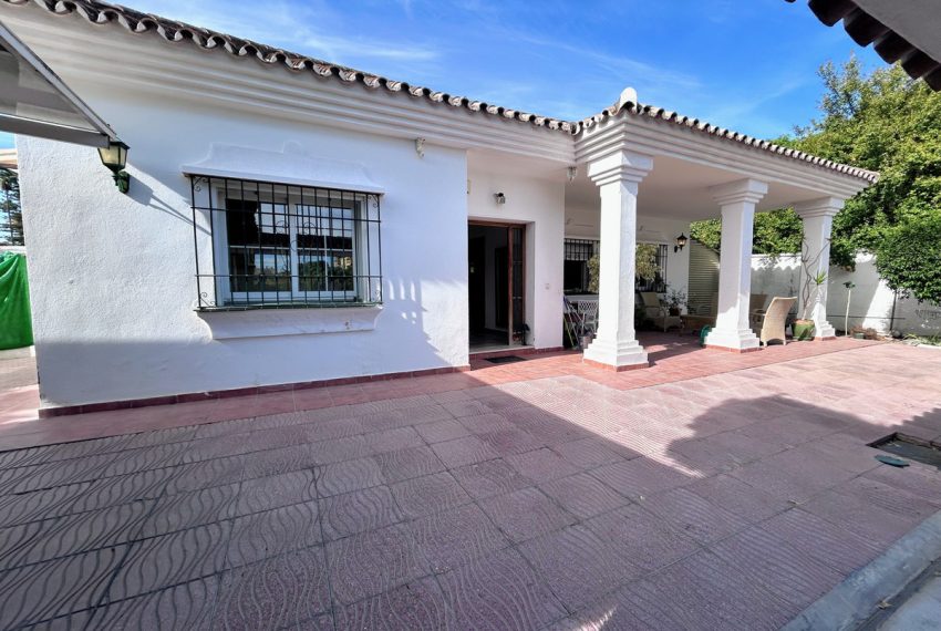 R5169106-Villa-For-Sale-San-Pedro-de-Alcantara-Detached-3-Beds-231-Built