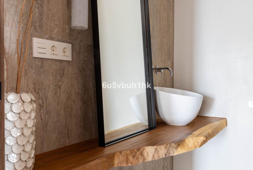 R5169169-Villa-For-Sale-El-Rosario-Detached-6-Beds-624-Built-11