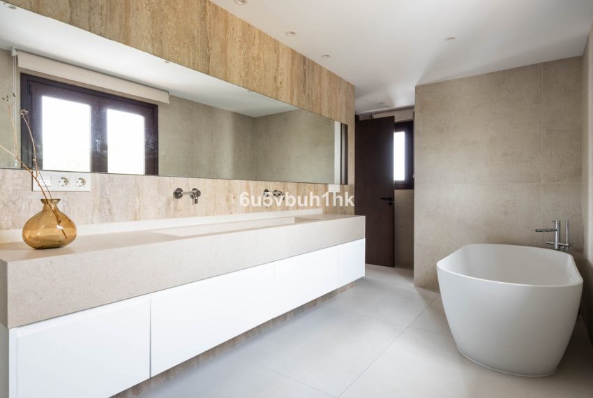 R5169169-Villa-For-Sale-El-Rosario-Detached-6-Beds-624-Built-17