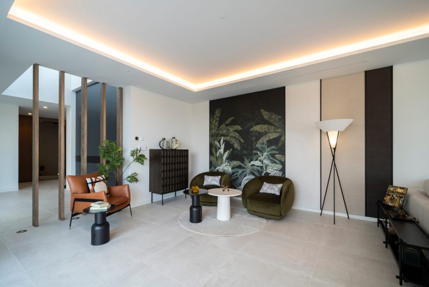 R5169181-Villa-For-Sale-El-Paraiso-Detached-6-Beds-1182-Built-3