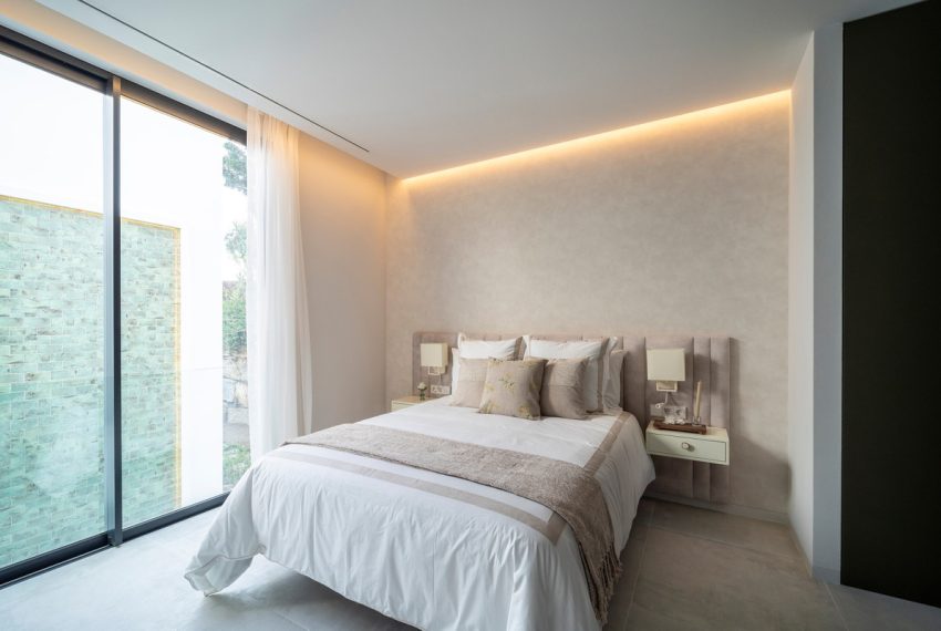 R5169181-Villa-For-Sale-El-Paraiso-Detached-6-Beds-1182-Built-8