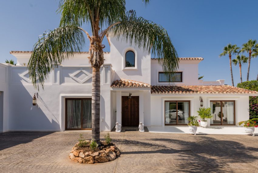 R5169259-Villa-For-Sale-Atalaya-Detached-5-Beds-292-Built