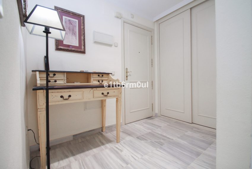 R5169763-Apartment-For-Sale-The-Golden-Mile-Middle-Floor-3-Beds-122-Built-12