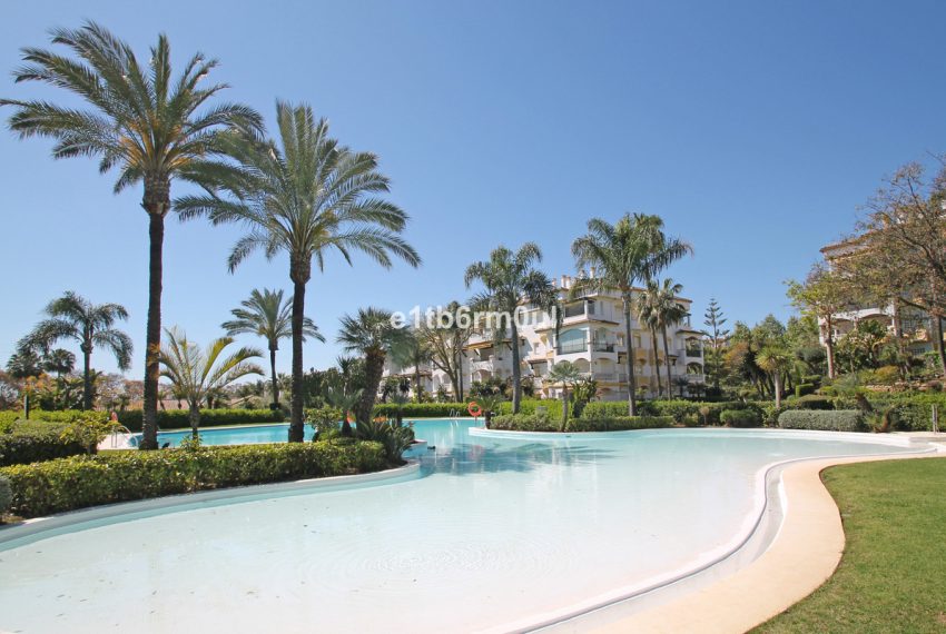 R5169763-Apartment-For-Sale-The-Golden-Mile-Middle-Floor-3-Beds-122-Built-17