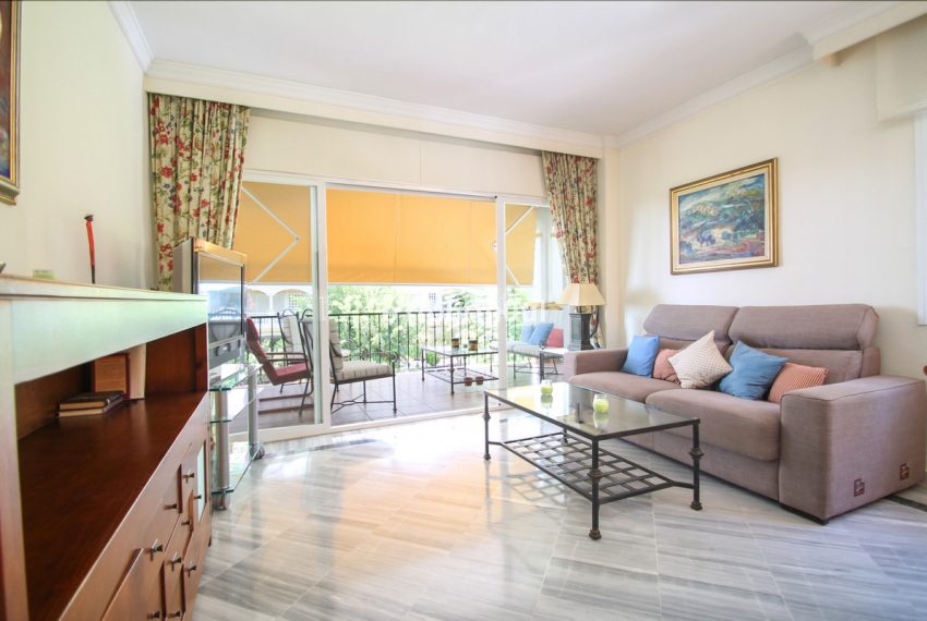 R5169763-Apartment-For-Sale-The-Golden-Mile-Middle-Floor-3-Beds-122-Built-4