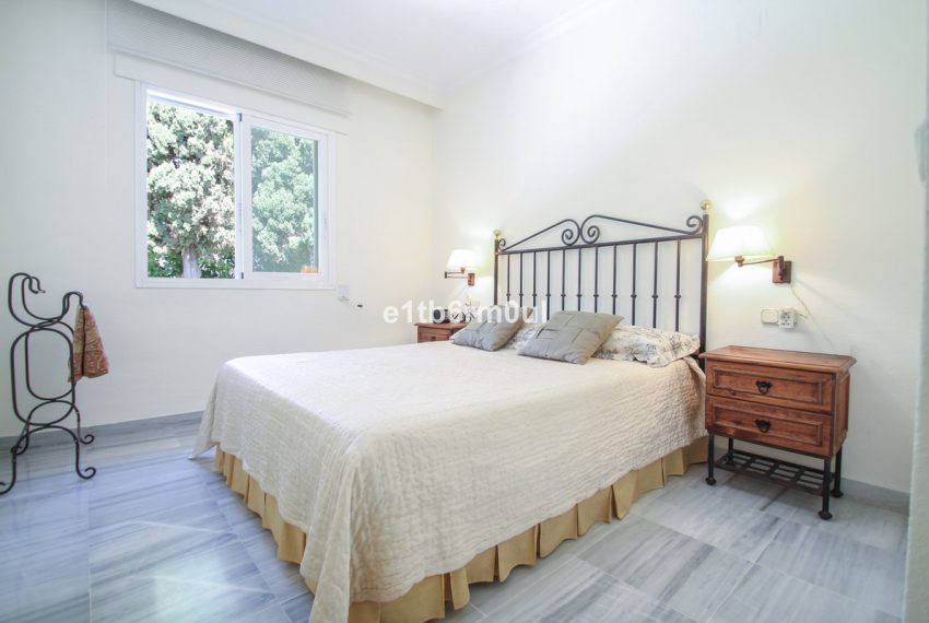 R5169763-Apartment-For-Sale-The-Golden-Mile-Middle-Floor-3-Beds-122-Built-7