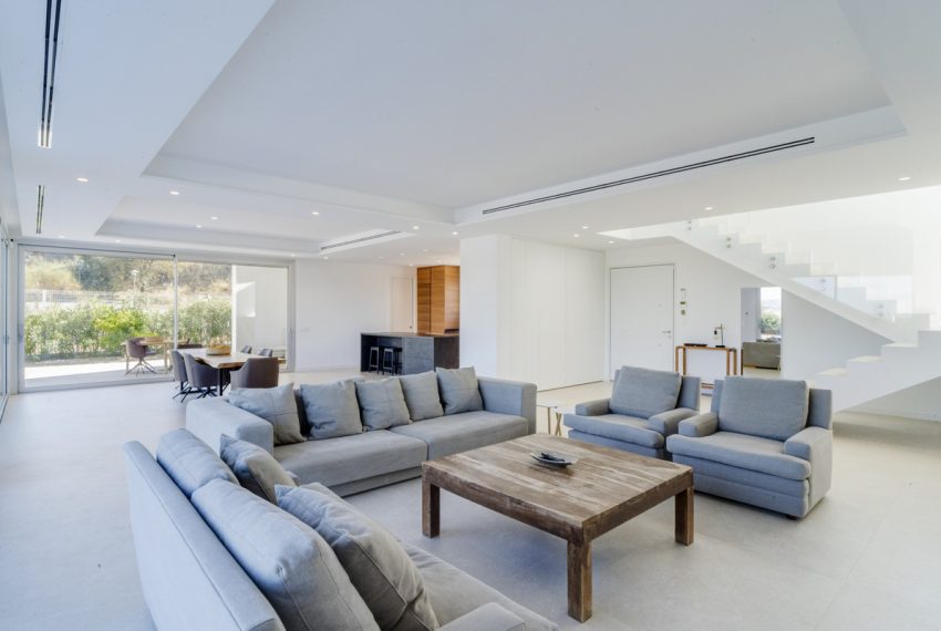 R5169994-Villa-For-Sale-Coin-Detached-3-Beds-505-Built-2