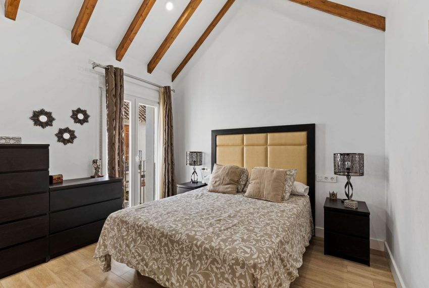 R5170789-Villa-For-Sale-Estepona-Detached-4-Beds-152-Built-4