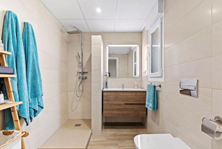 R5170789-Villa-For-Sale-Estepona-Detached-4-Beds-152-Built-5