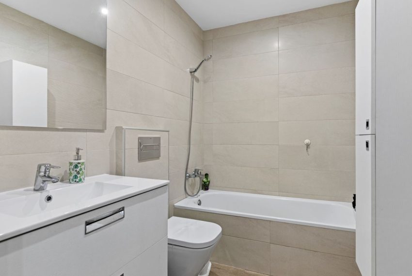 R5170789-Villa-For-Sale-Estepona-Detached-4-Beds-152-Built-9