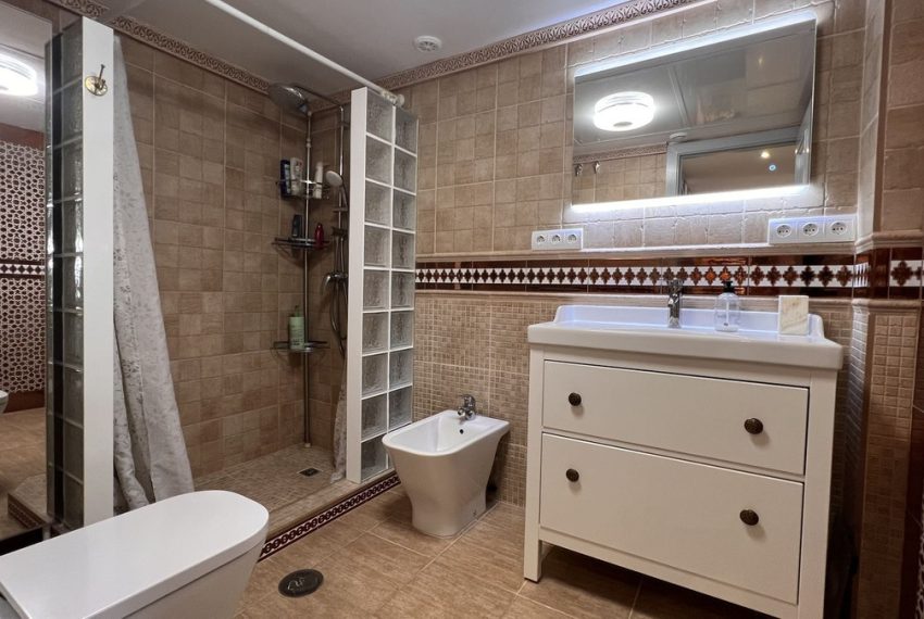 R5170879-Apartment-For-Sale-San-Pedro-de-Alcantara-Penthouse-2-Beds-103-Built-13