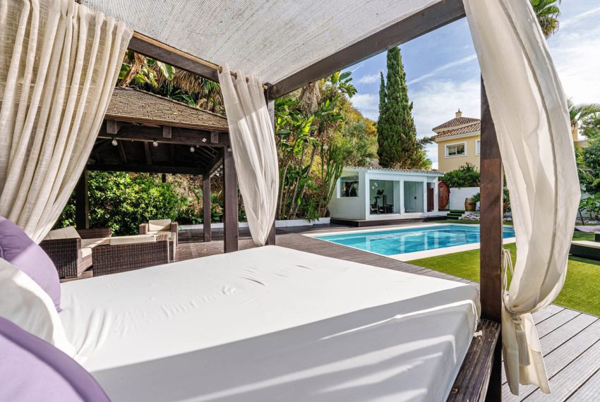 R5170912-Villa-For-Sale-Marbella-Detached-5-Beds-313-Built-2