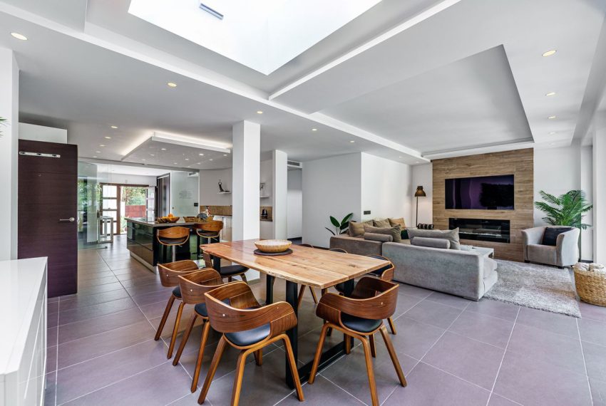 R5170912-Villa-For-Sale-Marbella-Detached-5-Beds-313-Built-4