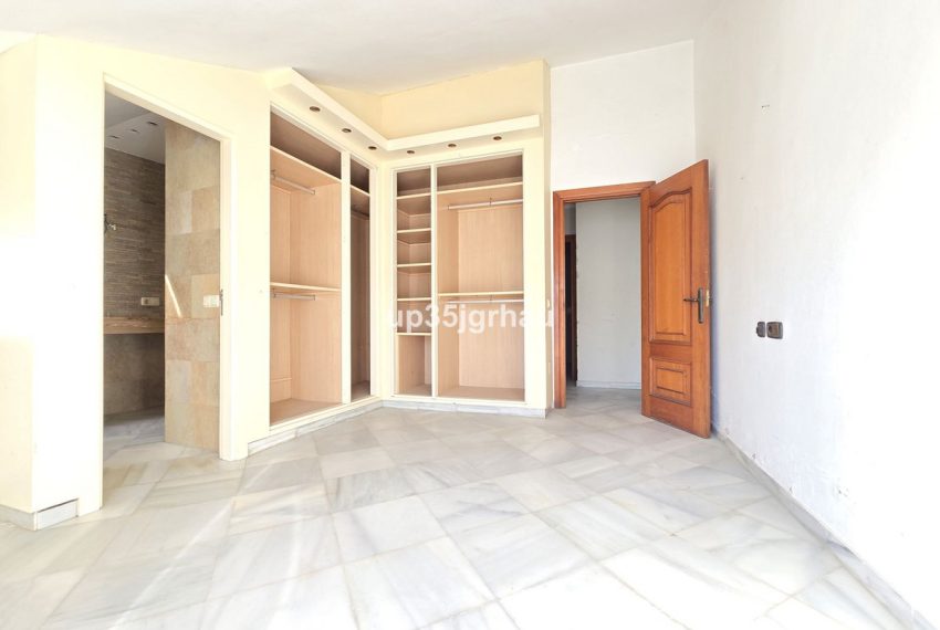 R5171008-Apartment-For-Sale-Estepona-Penthouse-3-Beds-146-Built-13