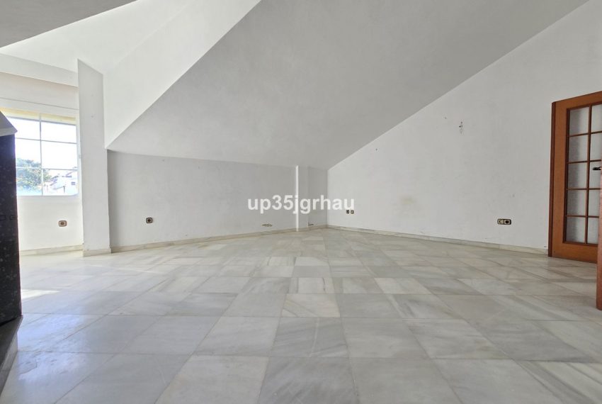 R5171008-Apartment-For-Sale-Estepona-Penthouse-3-Beds-146-Built-7