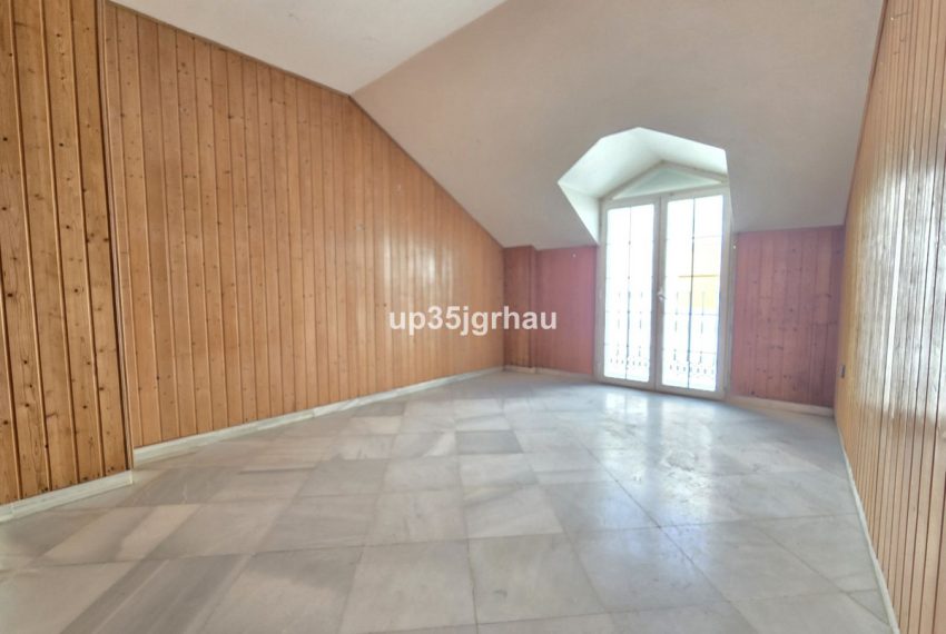 R5171008-Apartment-For-Sale-Estepona-Penthouse-3-Beds-146-Built-9
