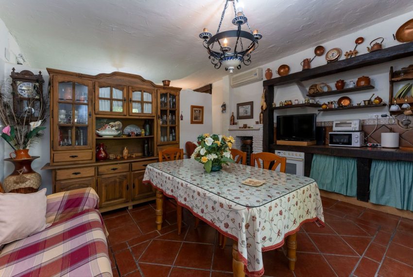 R5171038-Villa-For-Sale-Coin-Detached-2-Beds-166-Built-3