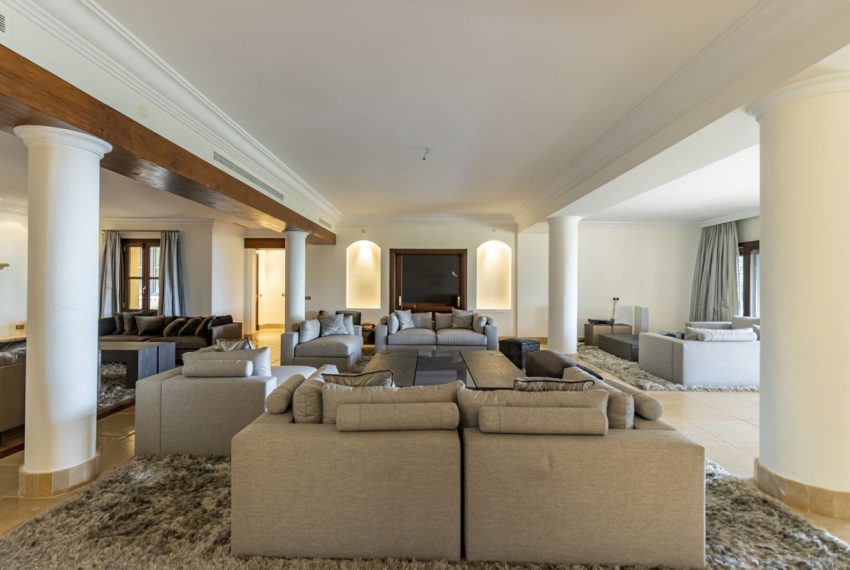 R4140697-Villa-For-Sale-La-Zagaleta-Detached-4-Beds-1096-Built-6