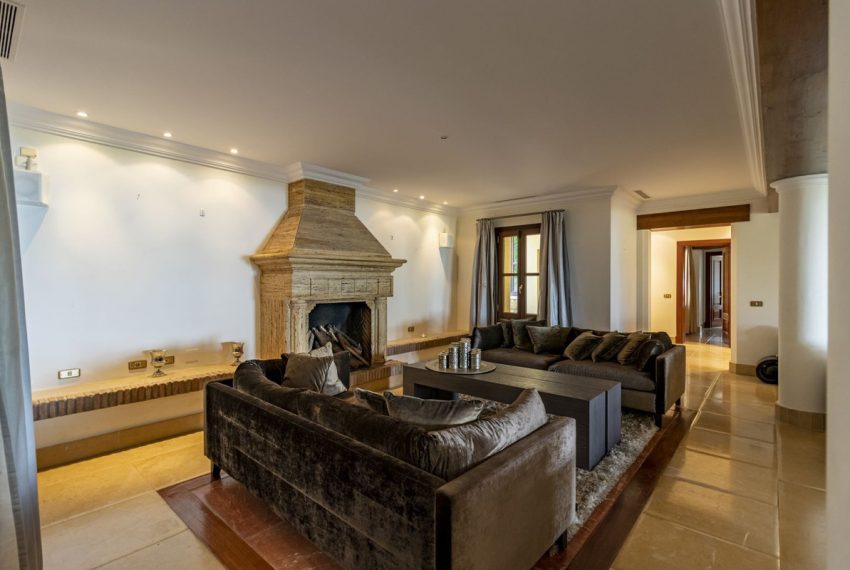 R4140697-Villa-For-Sale-La-Zagaleta-Detached-4-Beds-1096-Built-7