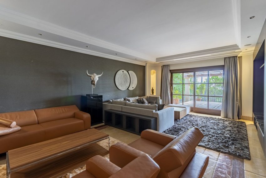 R4140697-Villa-For-Sale-La-Zagaleta-Detached-4-Beds-1096-Built-8