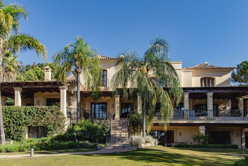 R4140697-Villa-For-Sale-La-Zagaleta-Detached-4-Beds-1096-Built