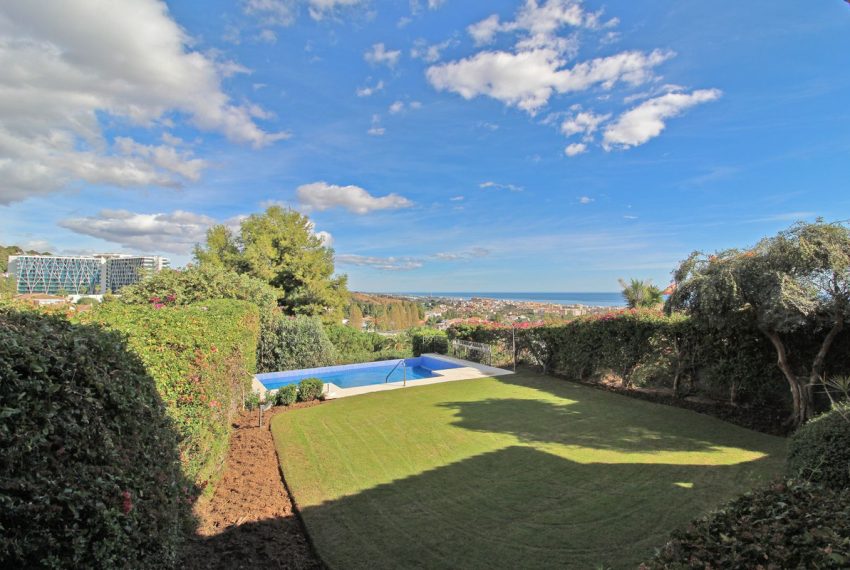 R4194424-Villa-For-Sale-Marbella-Detached-5-Beds-625-Built-11