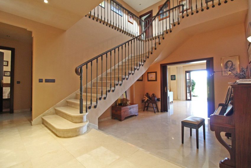 R4194424-Villa-For-Sale-Marbella-Detached-5-Beds-625-Built-6