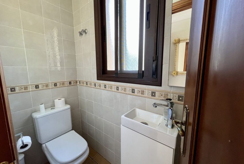 R4325152-Villa-For-Sale-Estepona-Detached-2-Beds-125-Built-15