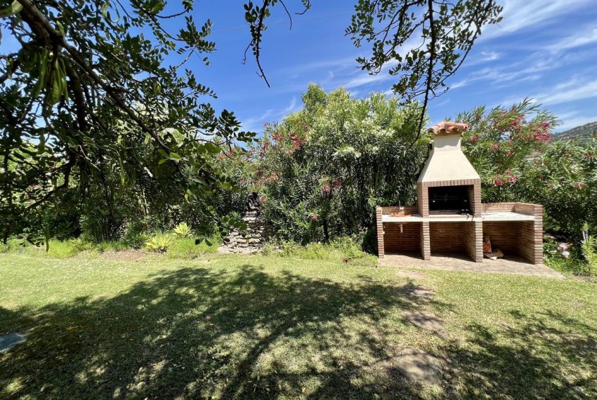 R4325152-Villa-For-Sale-Estepona-Detached-2-Beds-125-Built-17