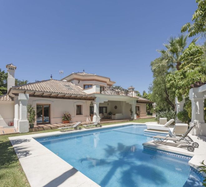 R4357525-Image 1-Detached - 6 Beds - 621 Built