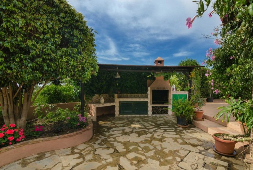 R4380736-Villa-For-Sale-Estepona-Detached-4-Beds-204-Built-15