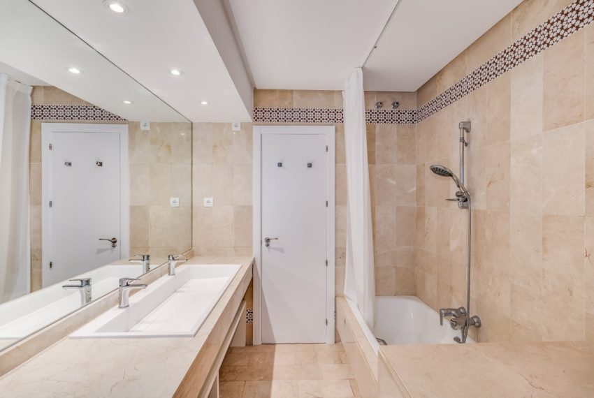 R4387264-Apartment-For-Sale-Puerto-Banus-Middle-Floor-2-Beds-174-Built-16