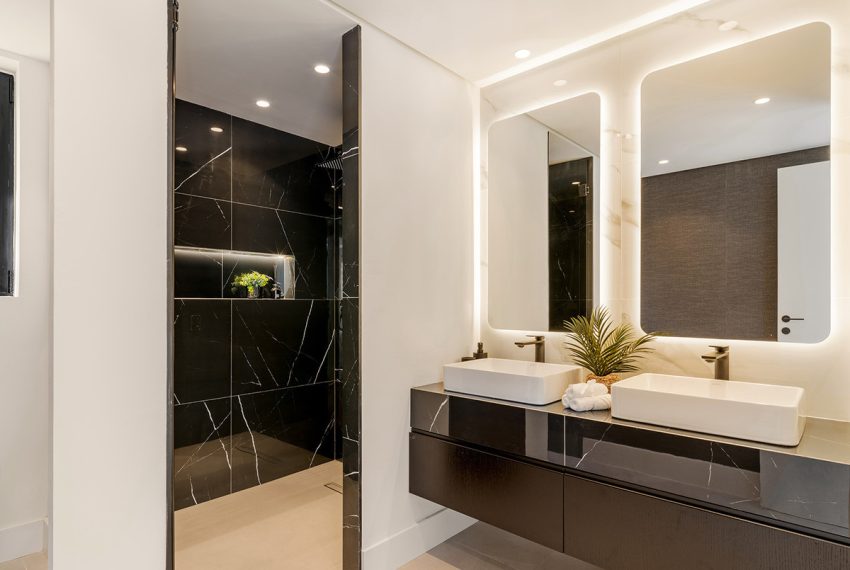 R4623928-Villa-For-Sale-Nueva-Andalucia-Detached-5-Beds-470-Built-13