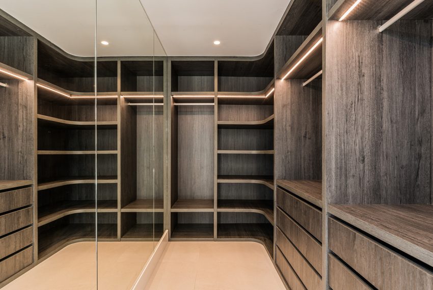 R4623928-Villa-For-Sale-Nueva-Andalucia-Detached-5-Beds-470-Built-15