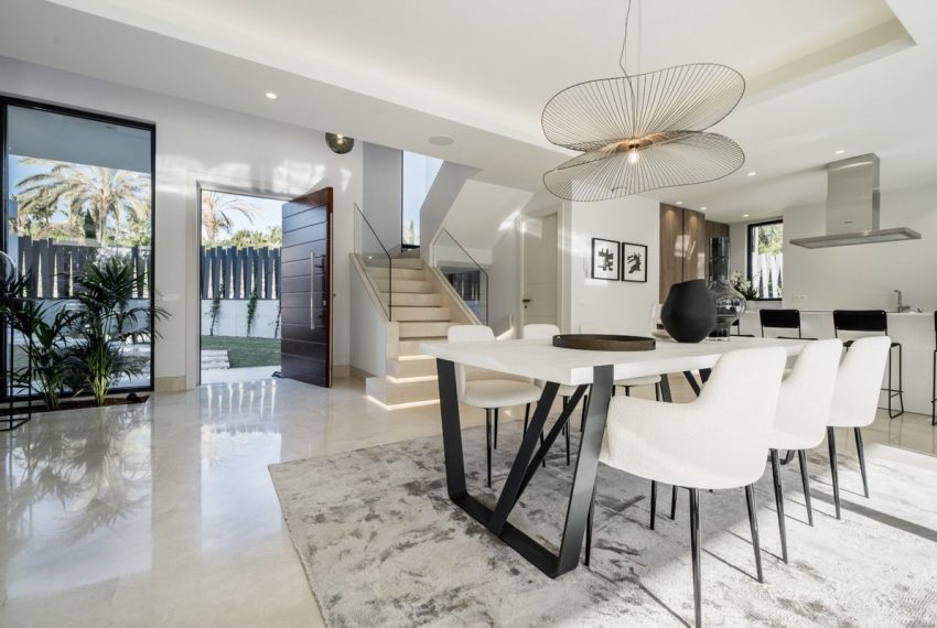 R4657594-Villa-For-Sale-El-Paraiso-Detached-4-Beds-330-Built-13