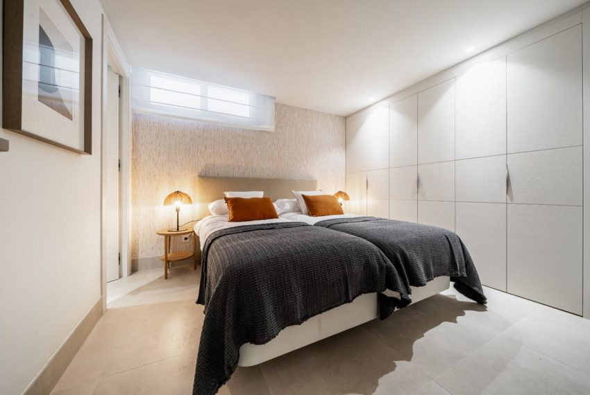 R4657594-Villa-For-Sale-El-Paraiso-Detached-4-Beds-330-Built-16