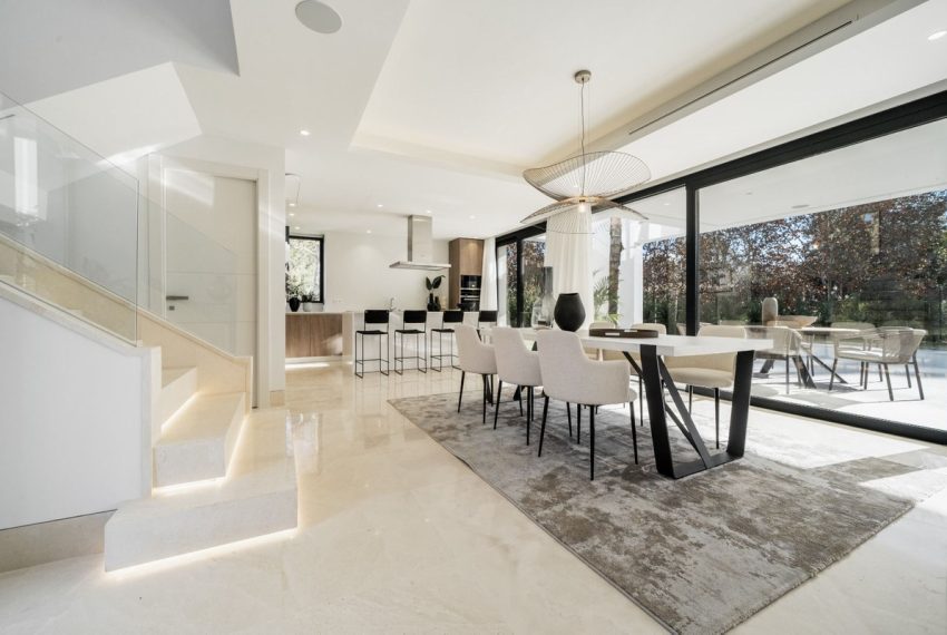 R4657594-Villa-For-Sale-El-Paraiso-Detached-4-Beds-330-Built-3