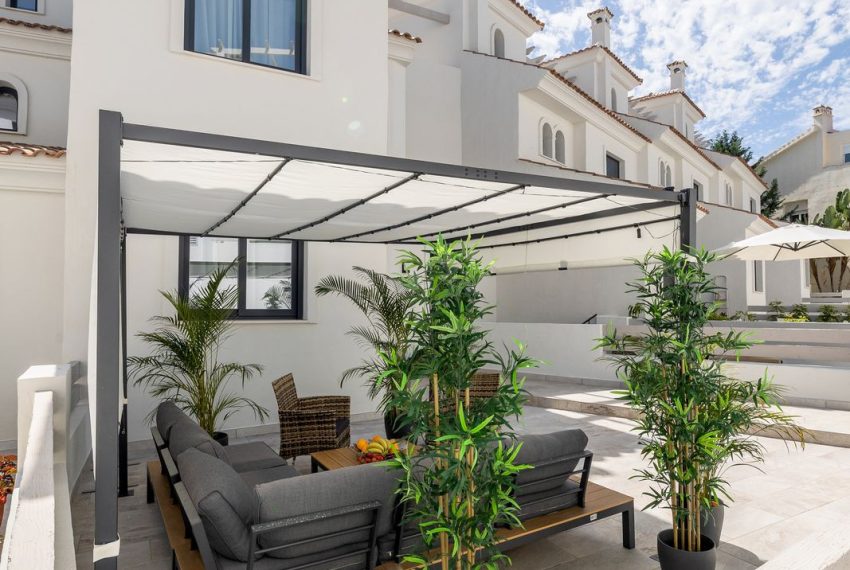 R4713475-Townhouse-For-Sale-New-Golden-Mile-Terraced-3-Beds-150-Built-11
