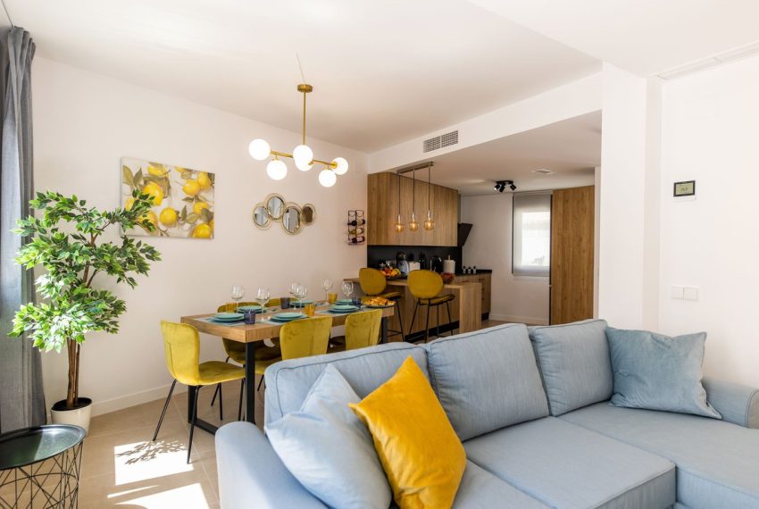 R4713475-Townhouse-For-Sale-New-Golden-Mile-Terraced-3-Beds-150-Built-5