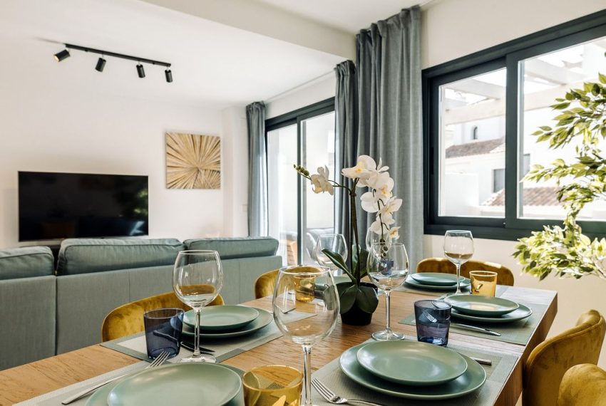 R4713475-Townhouse-For-Sale-New-Golden-Mile-Terraced-3-Beds-150-Built-8