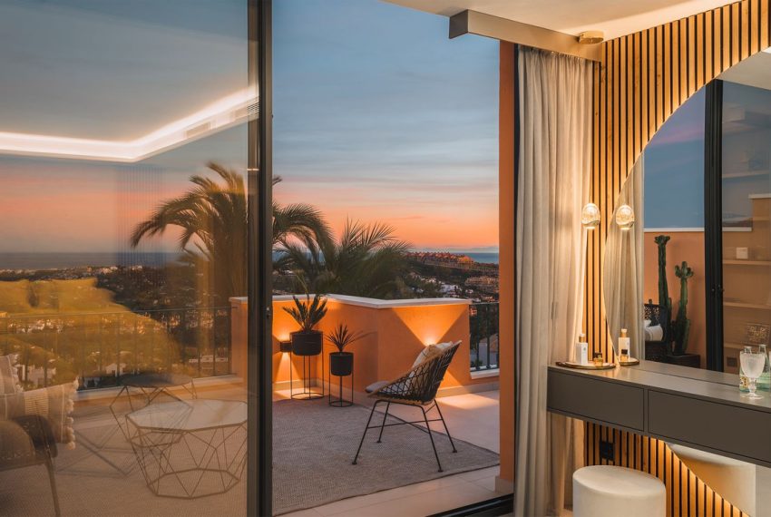 R4813534-Apartment-For-Sale-Nueva-Andalucia-Penthouse-Duplex-3-Beds-290-Built-13