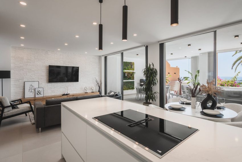 R4813534-Apartment-For-Sale-Nueva-Andalucia-Penthouse-Duplex-3-Beds-290-Built-2