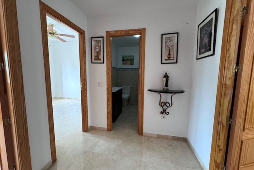 R4891771-Townhouse-For-Sale-San-Pedro-de-Alcantara-Terraced-5-Beds-150-Built-16