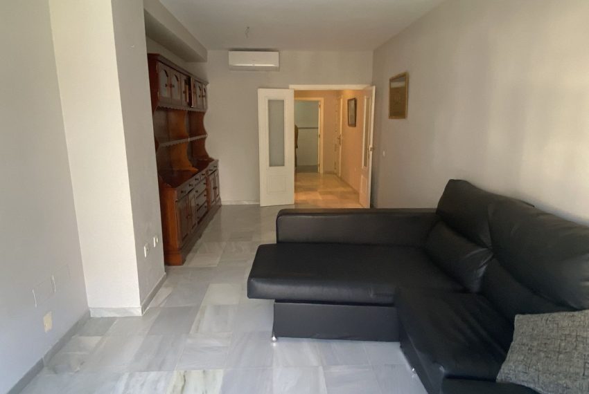 R4898821-Apartment-For-Sale-Nueva-Andalucia-Middle-Floor-4-Beds-112-Built-4
