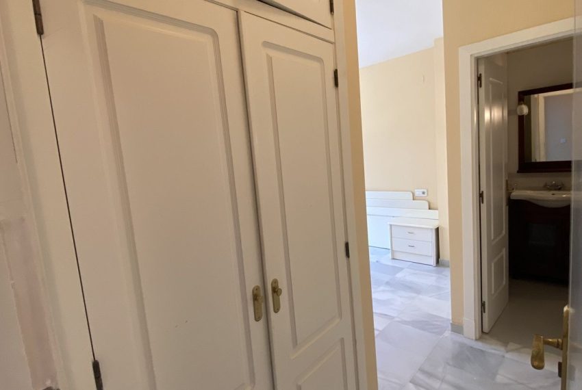 R4898821-Apartment-For-Sale-Nueva-Andalucia-Middle-Floor-4-Beds-112-Built-7