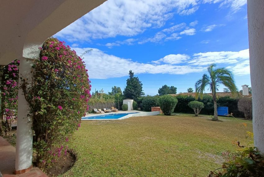 R4951972-Villa-For-Sale-Atalaya-Detached-6-Beds-435-Built-2