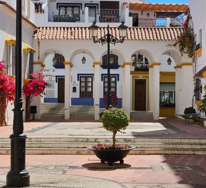 R4990768-Image 1-Semi Detached - 3 Beds - 122 Built