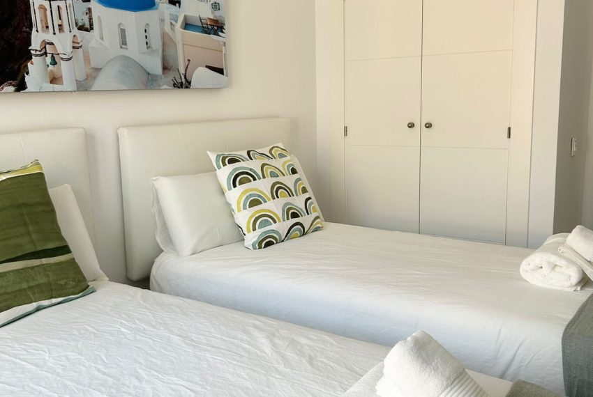 R4990768-Villa-For-Sale-Marbella-Semi-Detached-3-Beds-122-Built-7